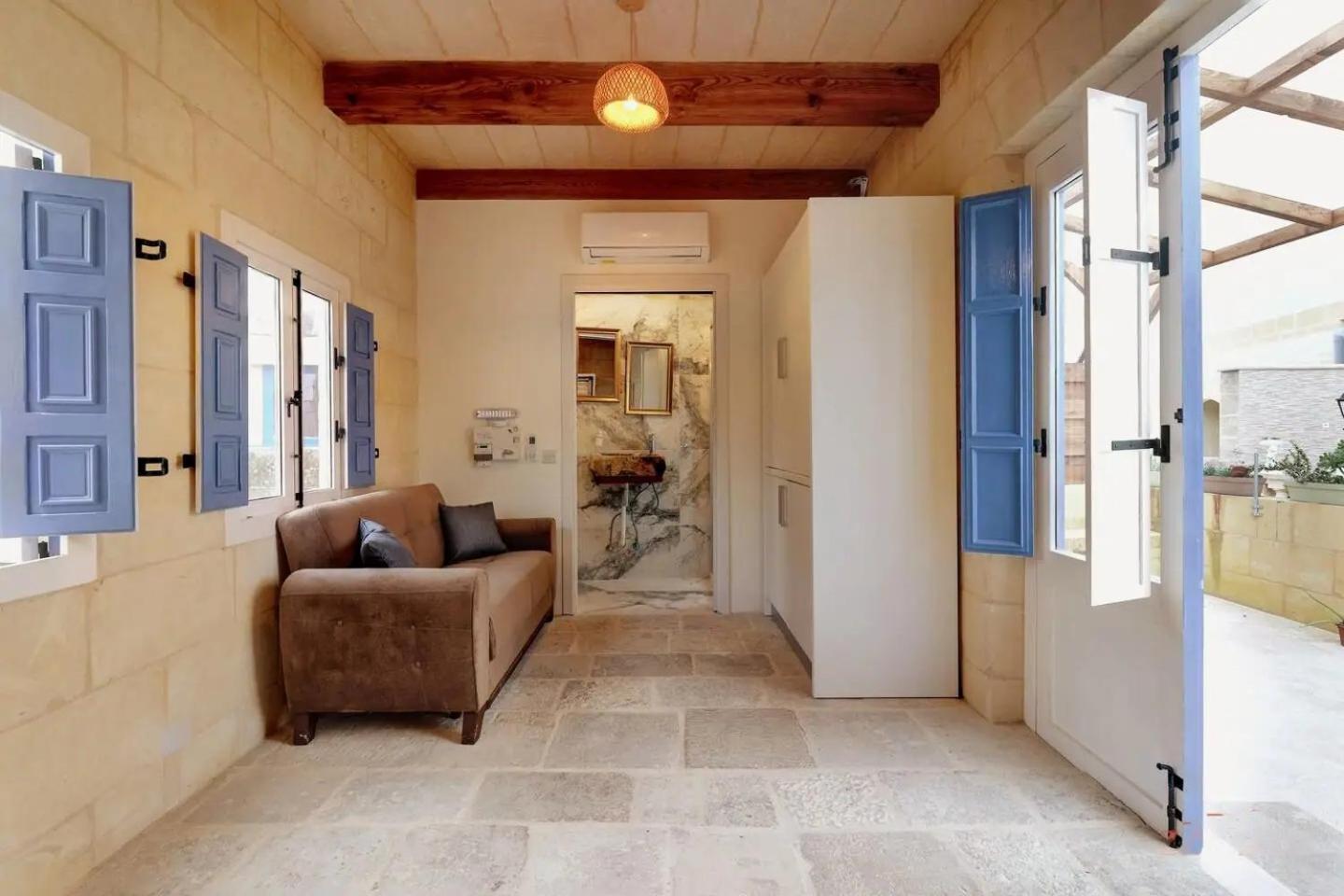 Historic Hideaways - 900 Year Old Converted Studios Victoria Exterior foto