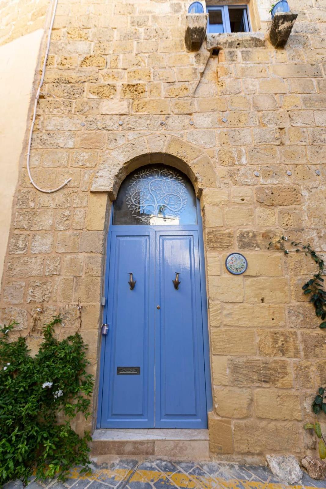 Historic Hideaways - 900 Year Old Converted Studios Victoria Exterior foto