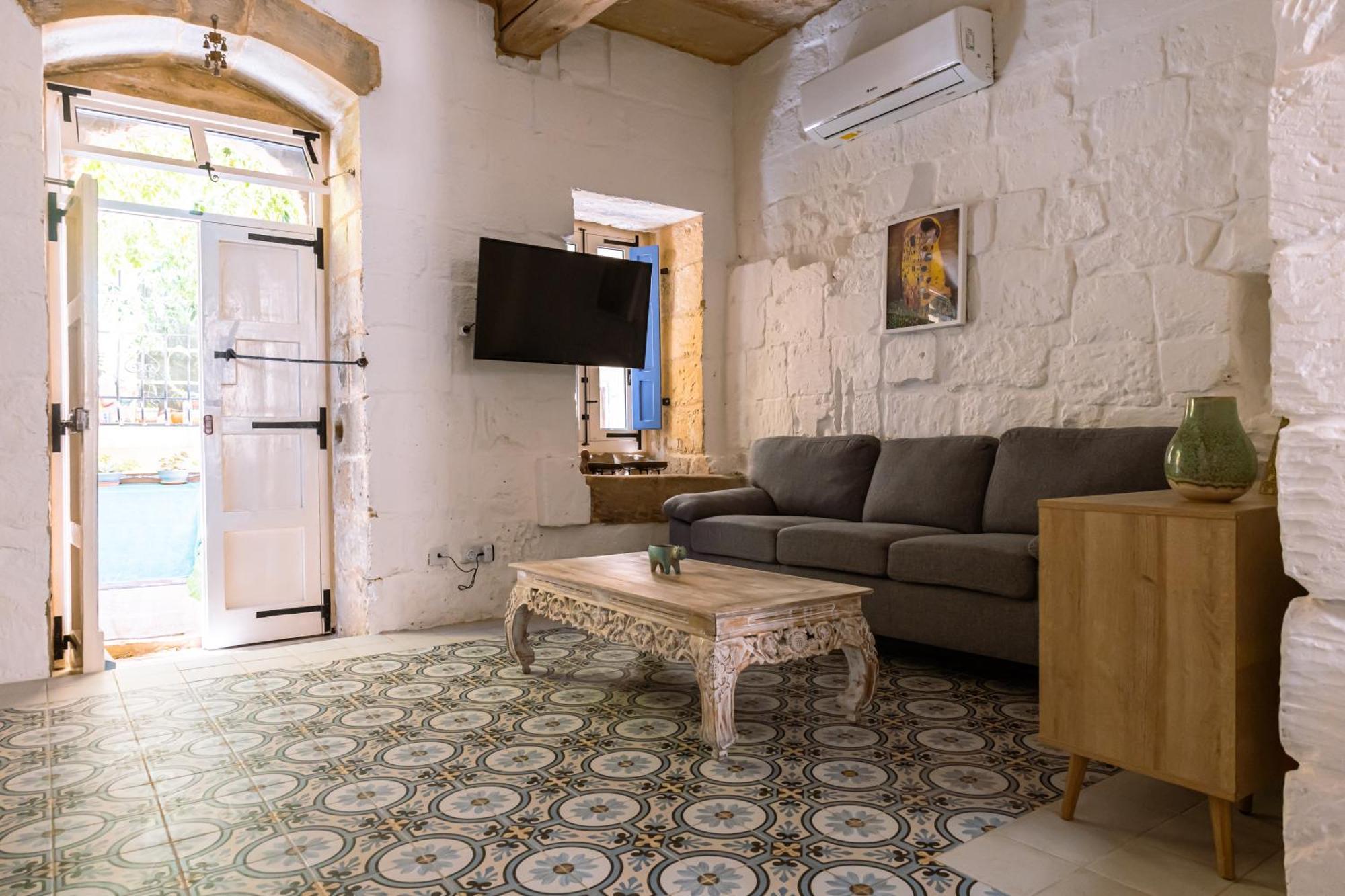 Historic Hideaways - 900 Year Old Converted Studios Victoria Exterior foto